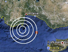Akdeniz depremle sarsıldı